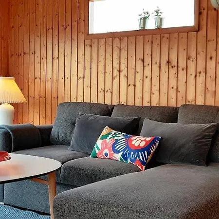 Charmerende Sommerhus I * Øster Hurup